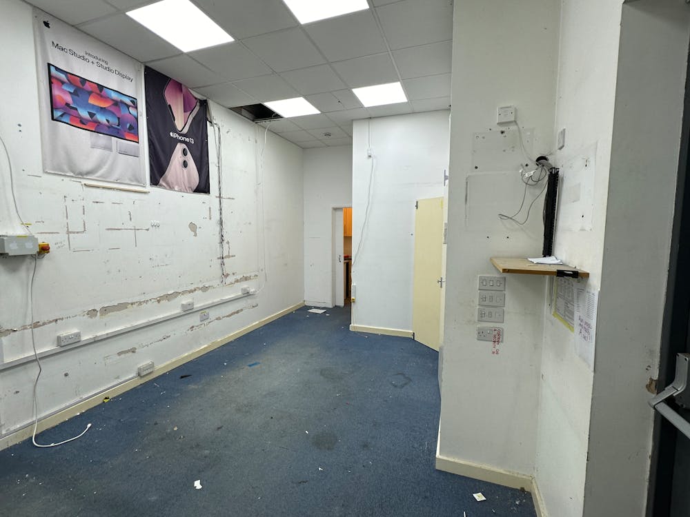 Unit 4, 16 Livery Street - IMG_1167.JPG