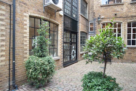 6 Printing House Yard, London, Office To Let - DSC_5734.jpg