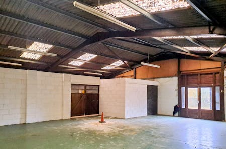 Watermead, Cowfold, Horsham, Industrial / Warehouse To Let - 20251110_1110282.jpg