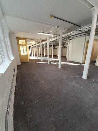 Units 8,9 and 11 The Carriage Works, London Street, Swindon, Office / Retail To Let - 9CW_ticketbooth.jpg