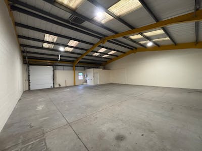 Unit 33, Aberaman Park Industrial Estate, Aberdare, Industrial To Let - IMG_7276.jpeg