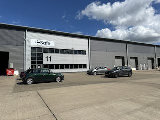 Unit 11, Hikers Way, Crendon Industrial Park, Long Crendon, Industrial To Let - IMG_5630.JPEG