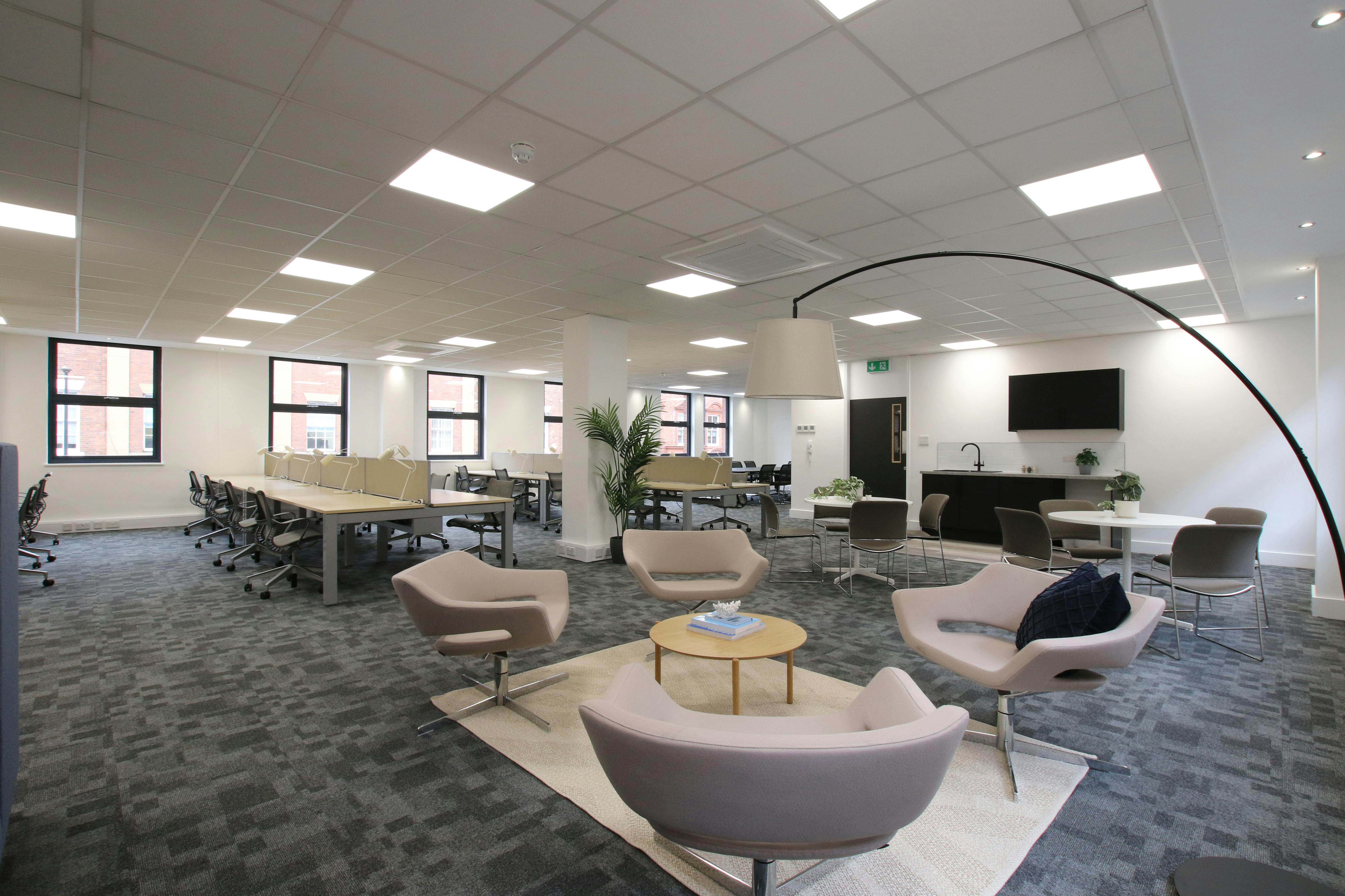 St James House, Leeds, Offices To Let - L7D_5732.JPG