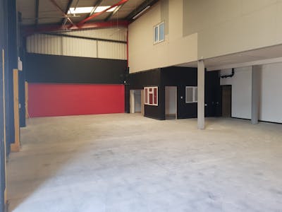 Unit 47-48, Pevensey, Industrial To Let - 20250326_114403.jpg