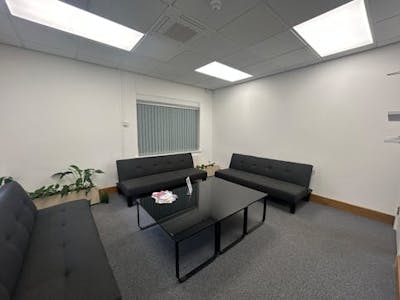 8 Grove Park Court, Harrogate, Office For Sale - db6865032caf2543c9e969da3b192ae8-img-2175.jpg