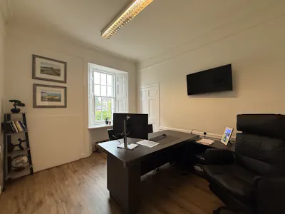 15 Melville Terrace, Stirling, Office To Let - 20260729_114608599_iOS.jpg