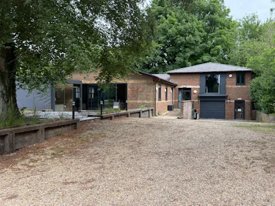 Unit 1 Dolphin House, Abbas Business Centre, Winchester, Business Park / Office To Let - WhatsApp Image 2026-07-27 at 12.32.19 (1).jpeg