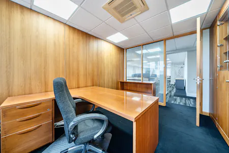 Second Floor, 869A High Road, London, Office To Let - 1482007-17-6a3e8fc76259e.jpg