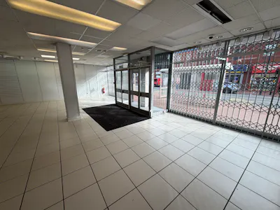 560 Bearwood Road, Birmingham, Retail To Let - Photo 22-09-2026, 09 43 23 (1).jpg