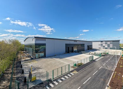 AIR Heathrow, Feltham, Industrial / Warehouse To Let - Eighty_Wrenbridge_AIR_0571.jpg