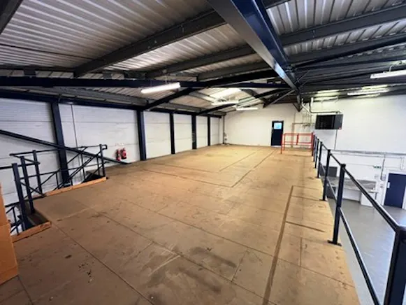 Unit E The Loddon Centre, Basingstoke, Industrial To Let - ELCPicture8 - 22 07 2026.jpg