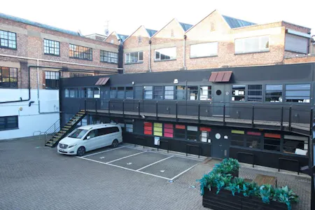 Spectrum House, London, Office To Let - d53fd5b171647e3a00da01b97935dbba.jpeg
