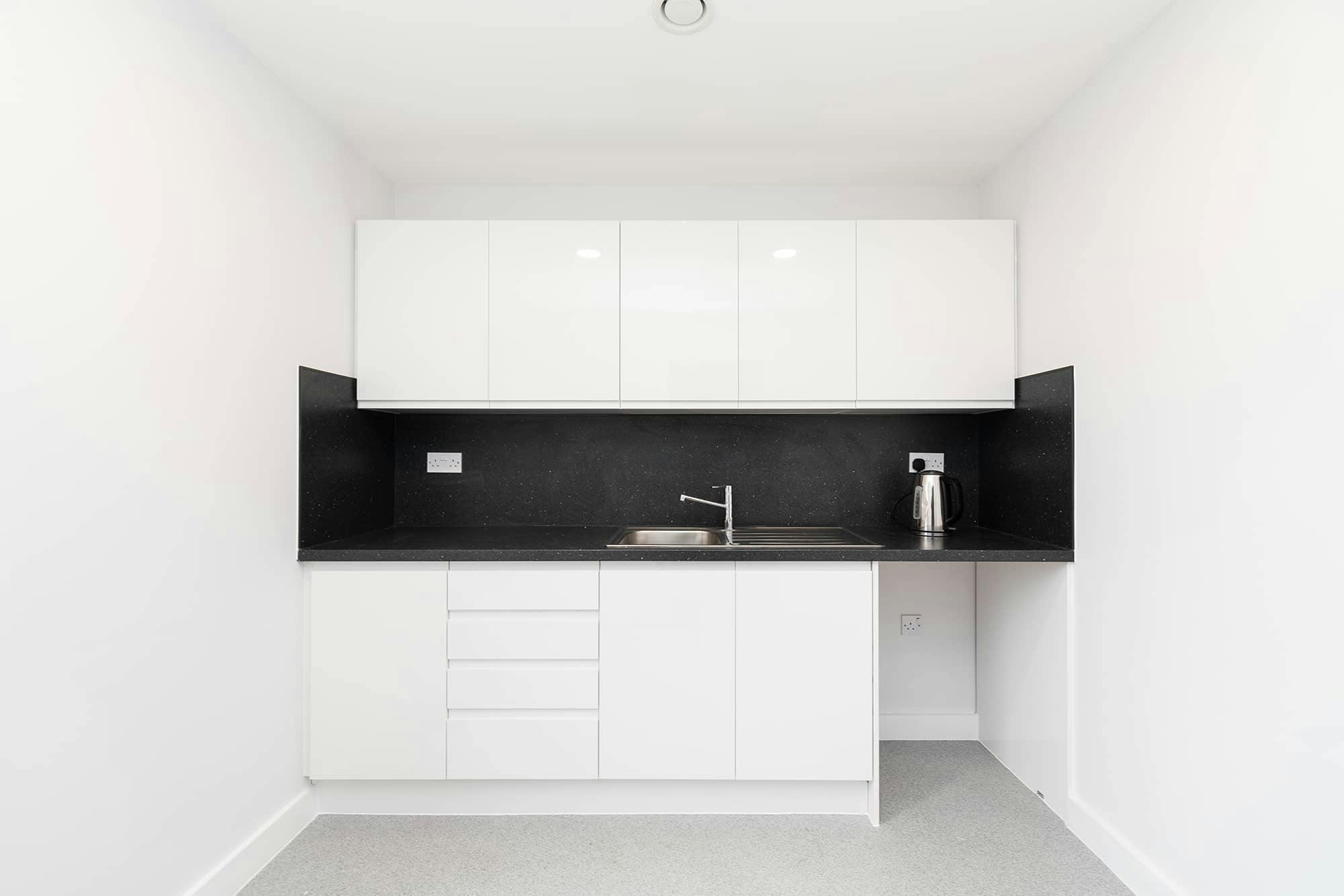 Unit P & Plot B, Gildersome Spur, Gildersome Spur Industrial Estate, Leeds, West Yorkshire, LS27 7JZ