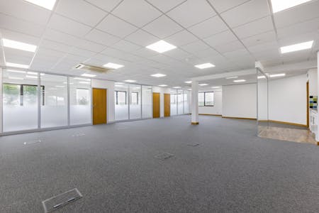 Unit 2, Bell Business Park, Aylesbury, Office To Let - 96419_2BellBusinessParkSmeatonClose  26.jpg