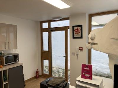Unit 2B, Diplocks Yard, Brighton, Office To Let - IMG_7105.JPG