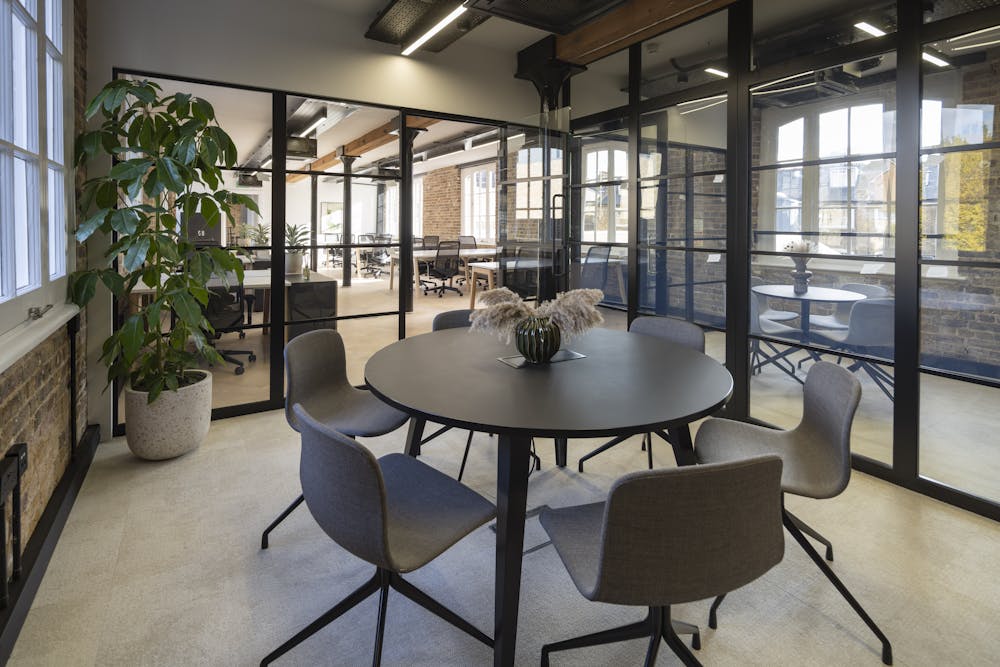 16 Bowling Green Lane, London, Office To Let - MC42211948HR.jpg