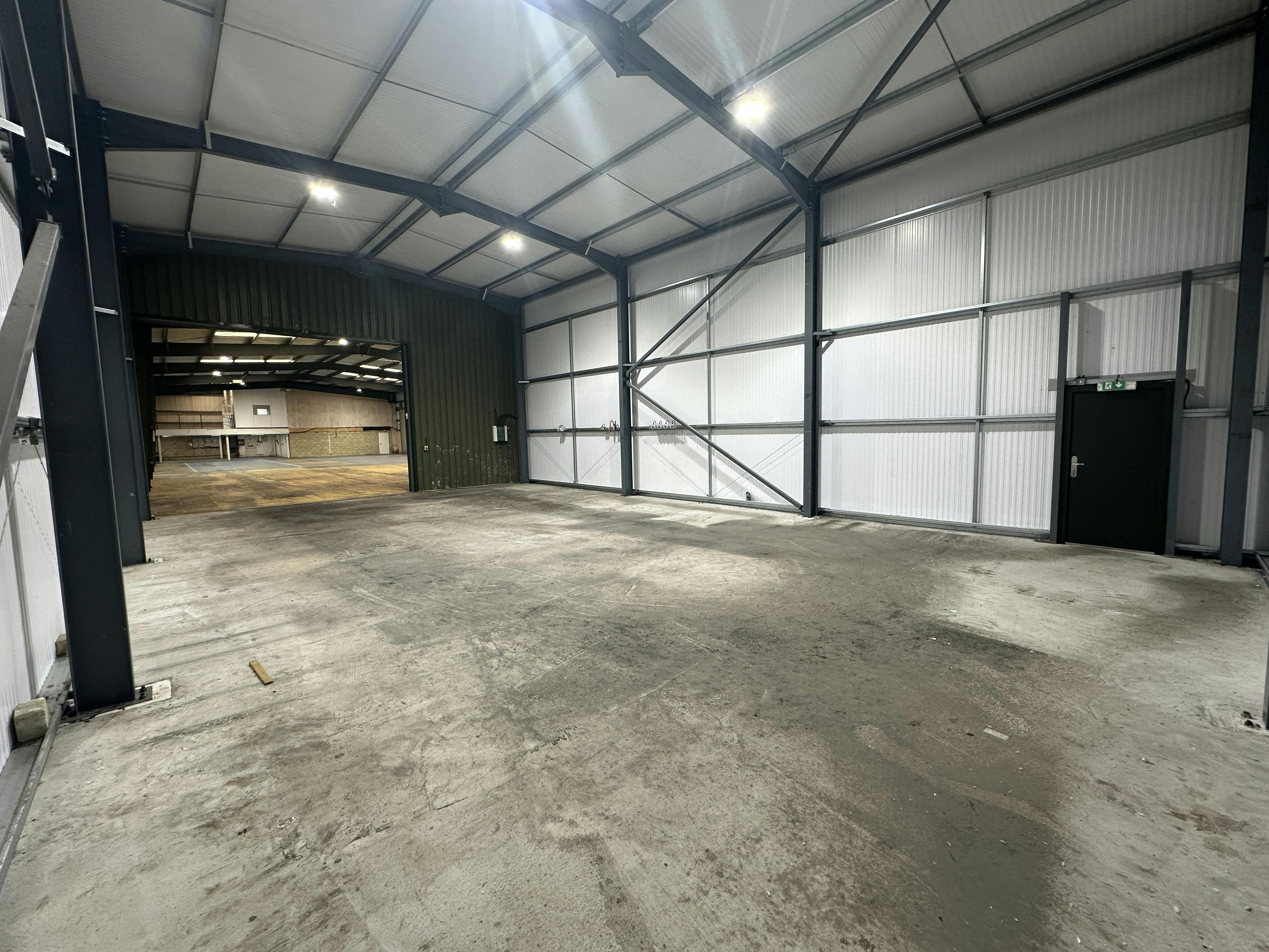 1 Passfield Mill Business Park, Passfield, Liphook, Industrial / Warehouse To Let - IMG_8925.JPG