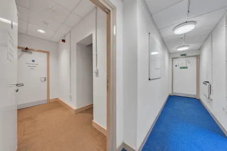 96 Camden High Street, London, Office / Retail To Let - DSC02465.jpg