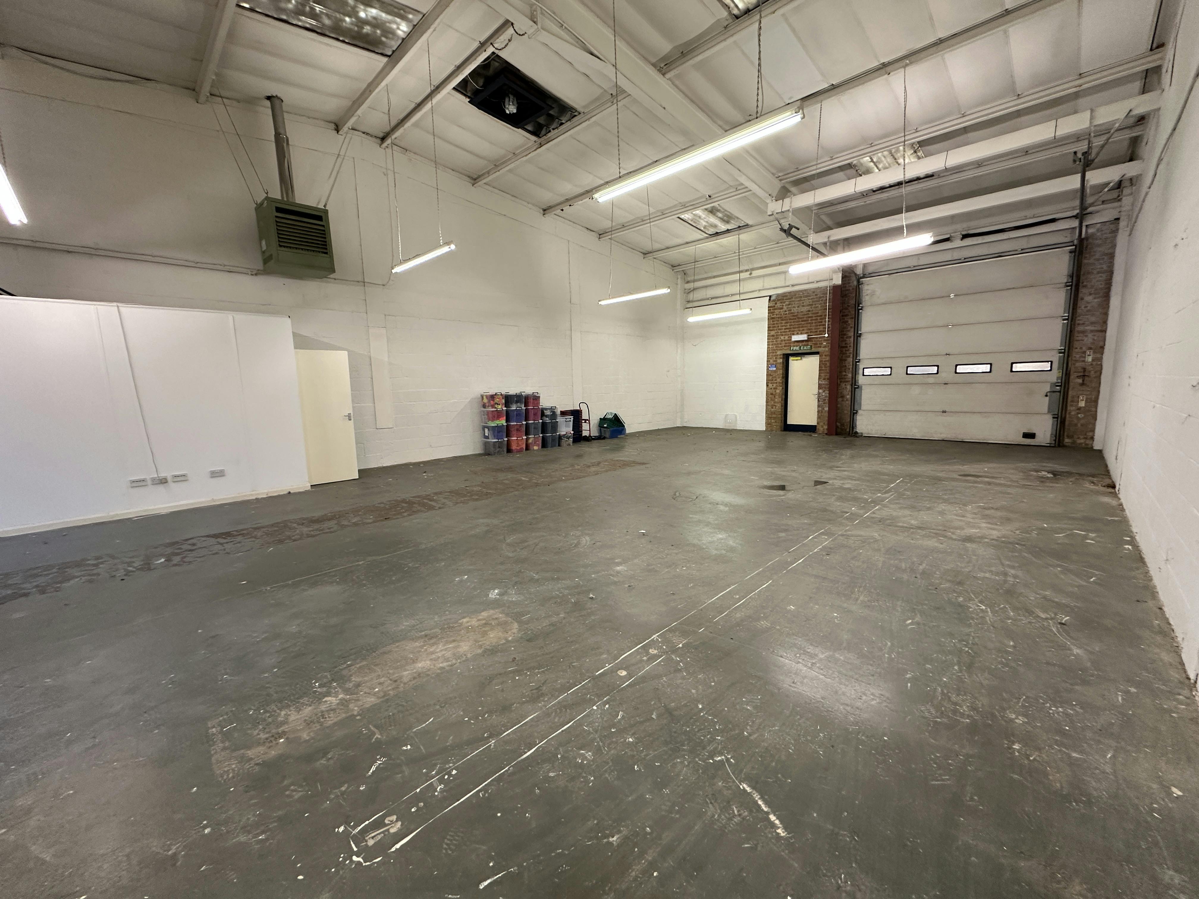 24 Woolmer Trading Estate, Bordon, Industrial / Warehouse To Let - IMG_8109.JPG
