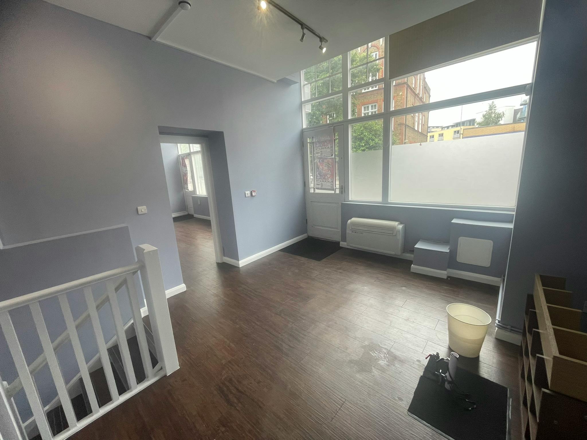 Office in London - photo 4