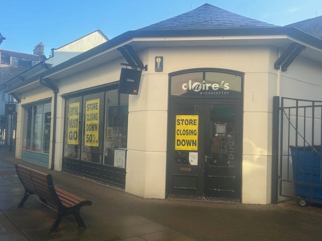 Unit 4, Borough Parade, Chippenham, Retail To Let - IMG_9990.jpg