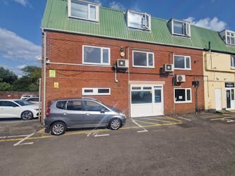 Unit 5E, The Tanneries, Fareham, Office / Retail To Let - 20250805_162224.jpg - More details and enquiries about this property