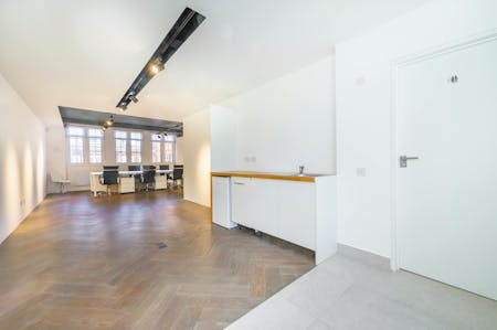 91 Great Titchfield Street, London, Office To Let - a3099d4ab64fd7a5a92315cd70576df2office132048x1363.jpg