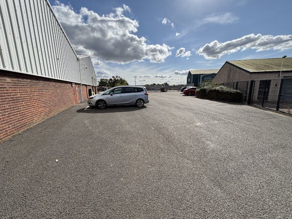 Unit 22 James Carter Road, Mildenhall, Industrial To Let - IMG_3509 Large.JPG