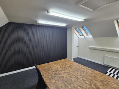 Unit 3/4 Turves Road, Cheadle, Office To Let - 20260813_100845.jpg