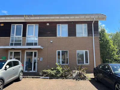 19 Diamond Court, Milton Keynes, Office To Let - Image 2