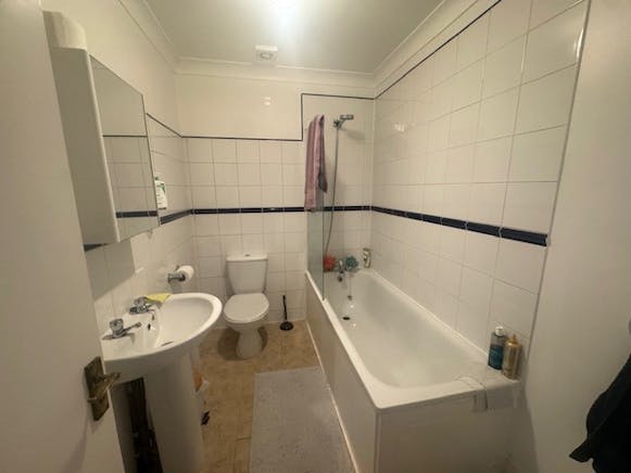 82-84 Seven Sisters Road, Holloway, Investment For Sale - 7.jpg