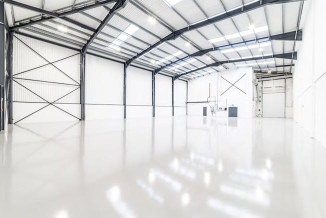 Unit 4, Nimbus Park, Dunstable, Bedfordshire, Warehouse & Industrial To Let - Unit 4 Image2.jpg