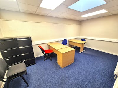 Hyde Business Hub, 111-113 The Mall, Hyde, Office To Let - 20260205_132907.jpg