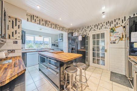 Hillcrest, Llangollen, Hotel/guest house For Sale - 1813602501868ed4604510f118.jpg