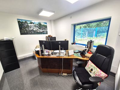 Unit 1, Watford Bridge Industrial Estate, New Mills, Industrial/Logistics For Sale - 20250805_163702.jpg