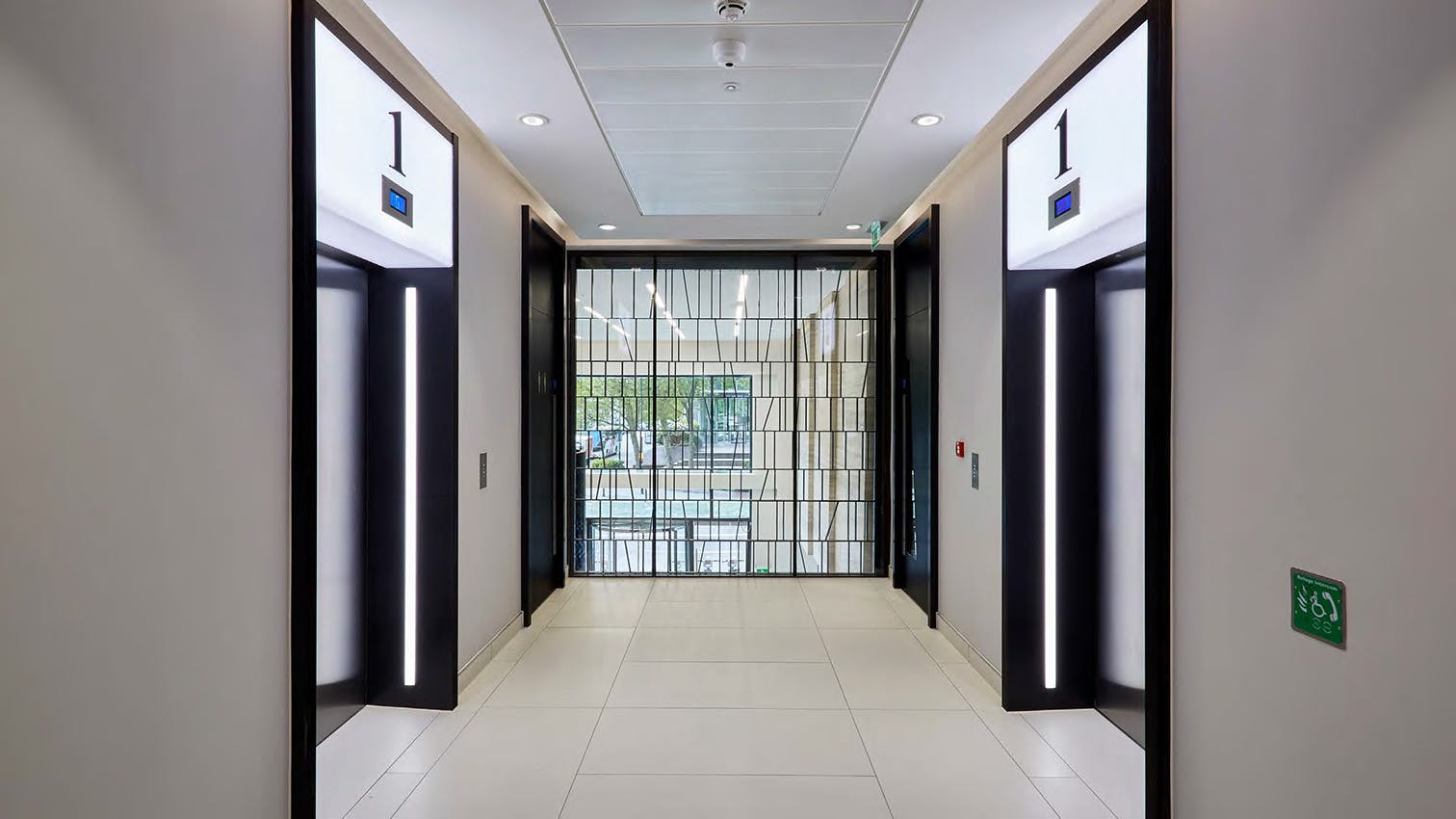 Kings House, 174 Hammersmith Road, Hammersmith, Office To Let - Lift Corridor Floor 1.jpg