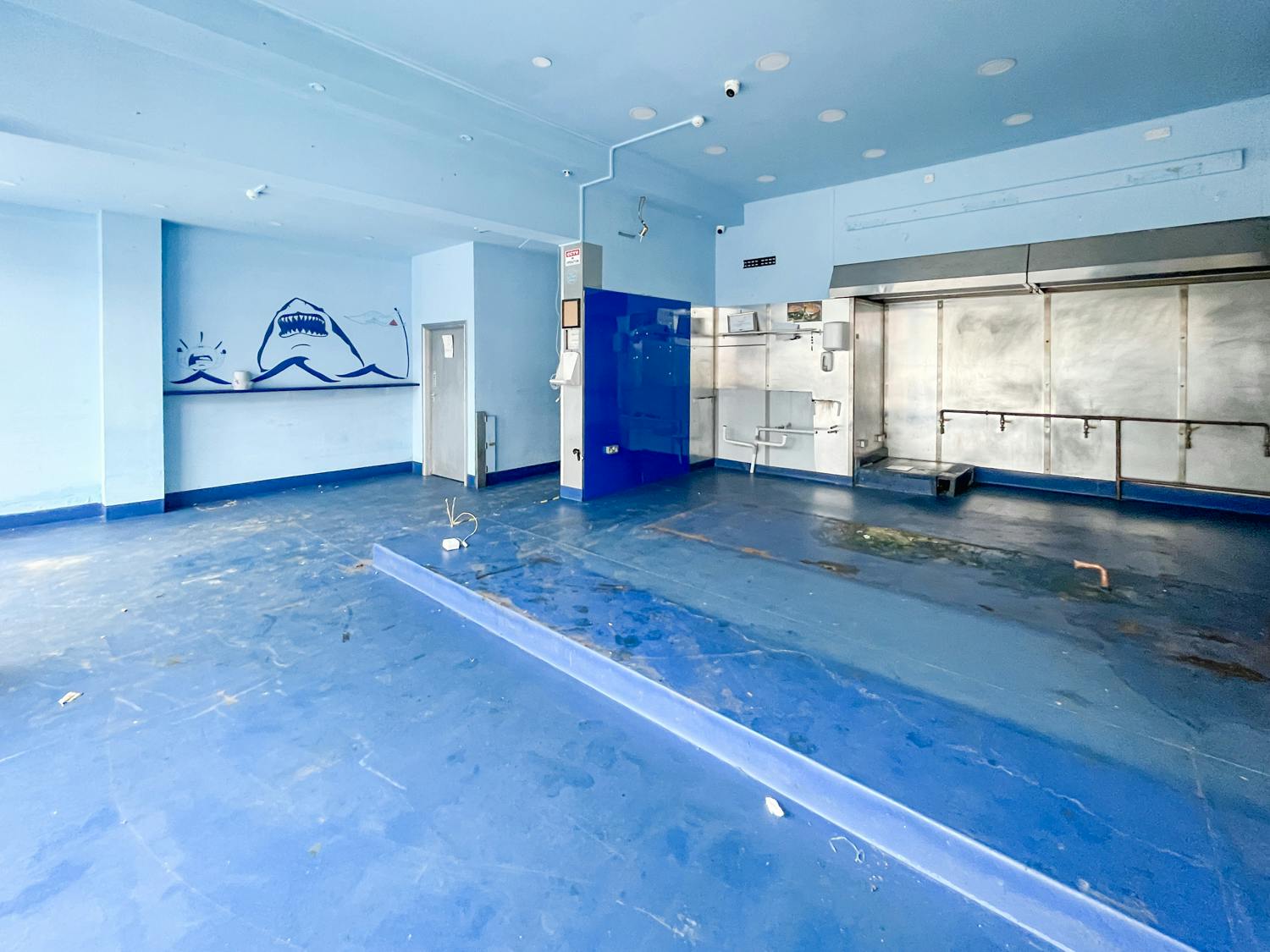 Retail/Shop in Bournemouth - photo 4