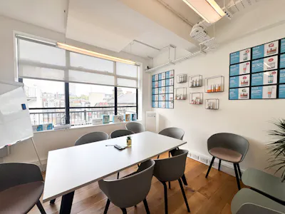 12-13 Poland Street (Noland House), London, Office To Let - IMG_5761.jpg