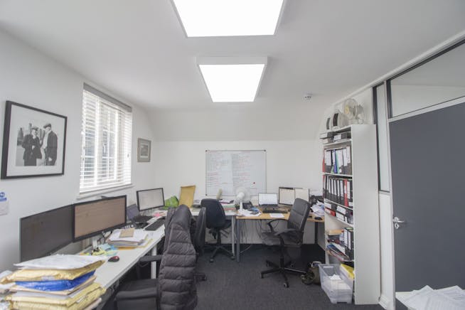 Westar House, Isleworth, Industrial / Warehouse / Office / Open Storage To Let / For Sale - 10.jpg