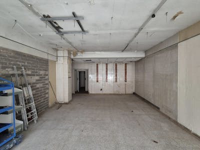 140 Moorcroft Road, Manchester, Leisure / Retail To Let - 20260122_113754.jpg