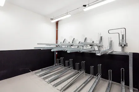 Flat 2, London, Residential Flat To Let - Bike Store