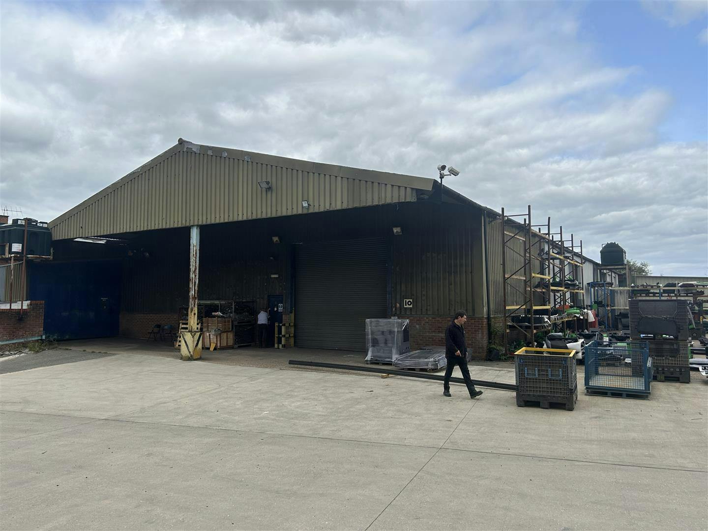 Various Units, Mill Industrial Park - TqcH2fdIE21TgVP6O7Jrg.jpg