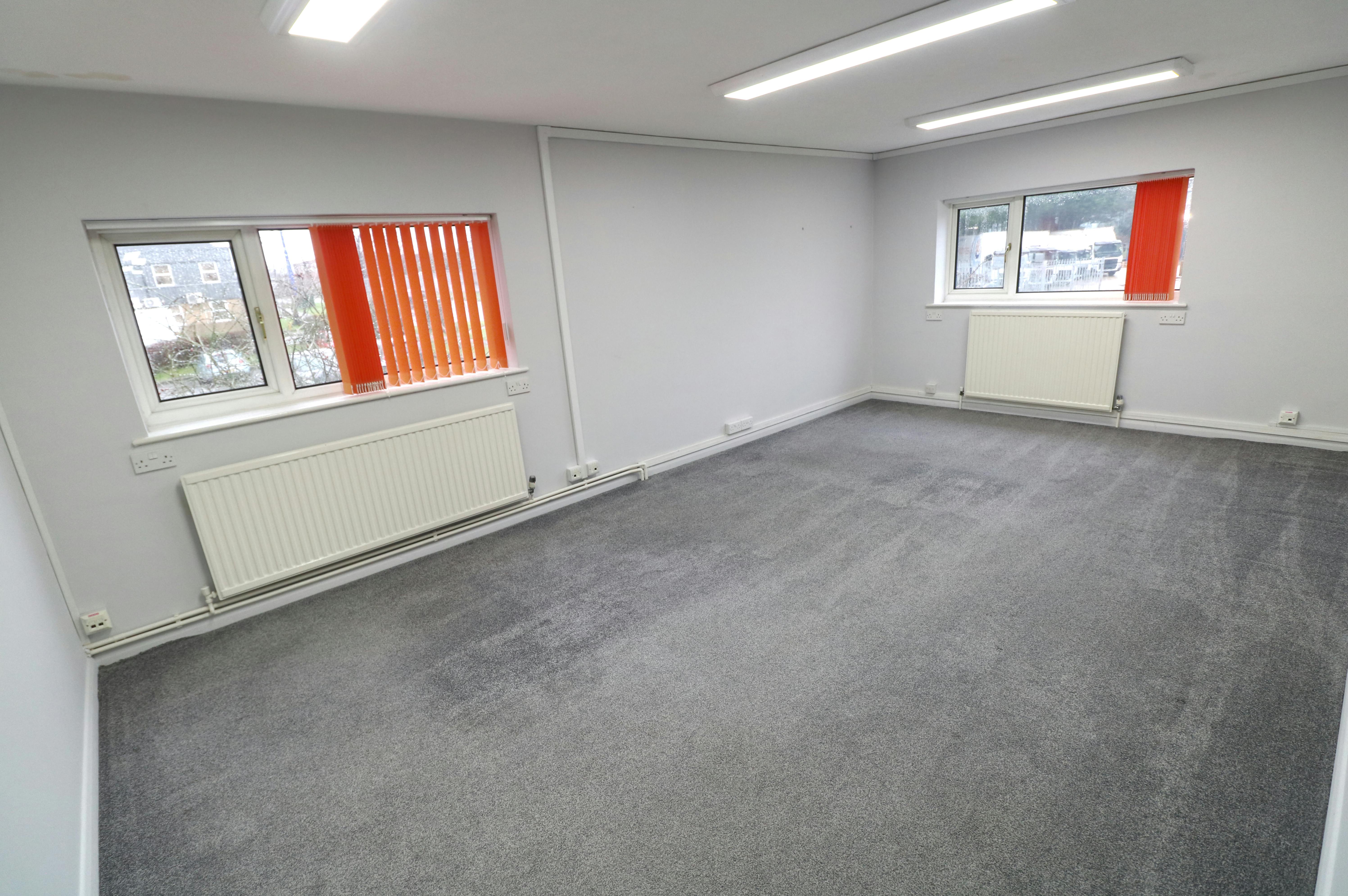 18 Albert Drive, Burgess Hill, Office To Let - Int 2.jpg