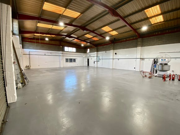 49 Knowl Piece, Wilbury Way, Hitchin, Industrial / Investment/Development For Sale - IMG_2901.JPG