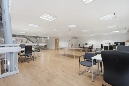 18-20 London Lane, London Fields, D1 (Non Residential Institutions) / D2 (Assembly and Leisure) / Leisure / Office To Let - img_0231.jpg