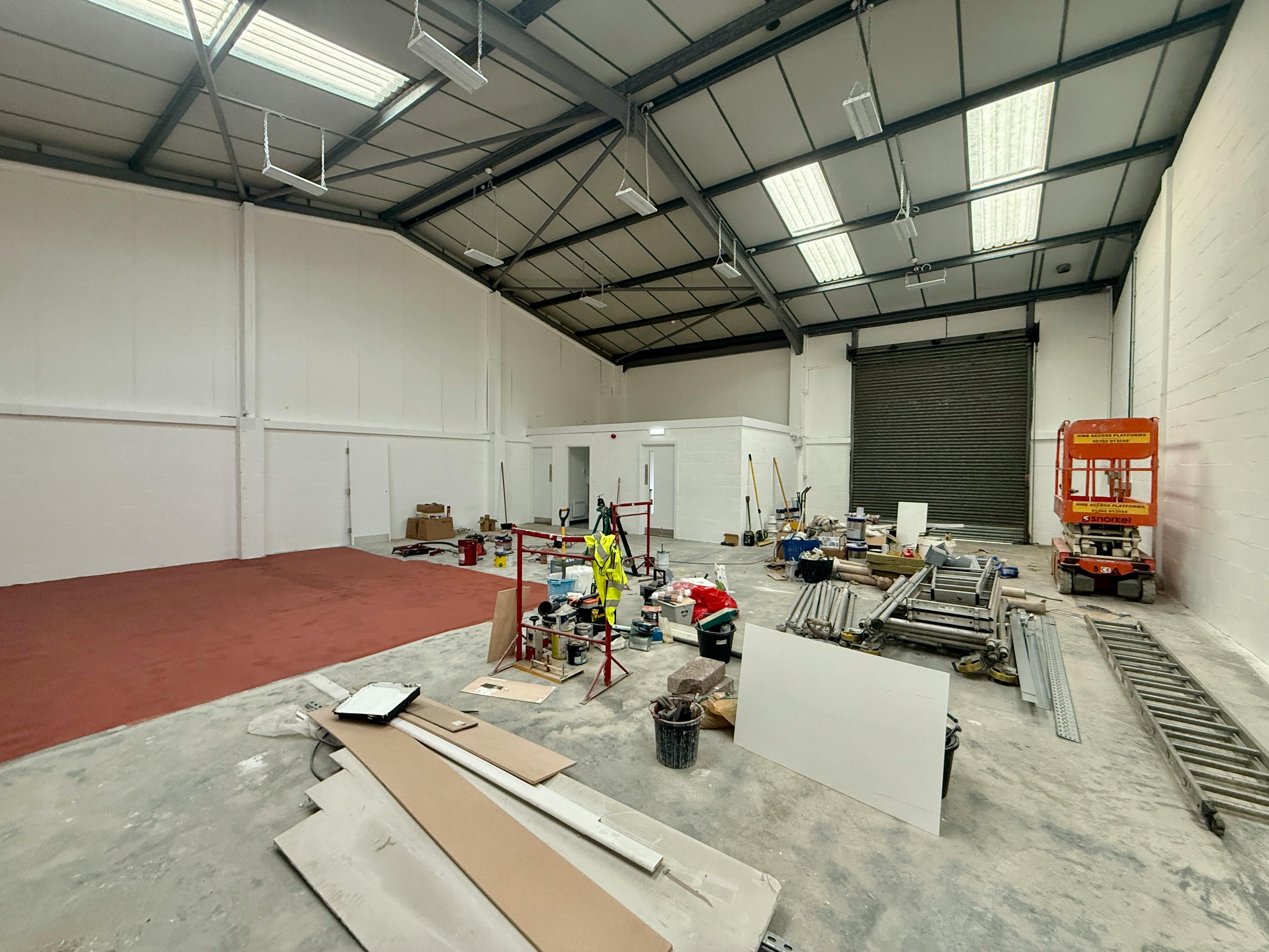 Industrial Unit in Bournemouth - photo 3