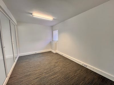 Unit 7a, Harewood Yard, Leeds, Office To Let - image00005.jpeg