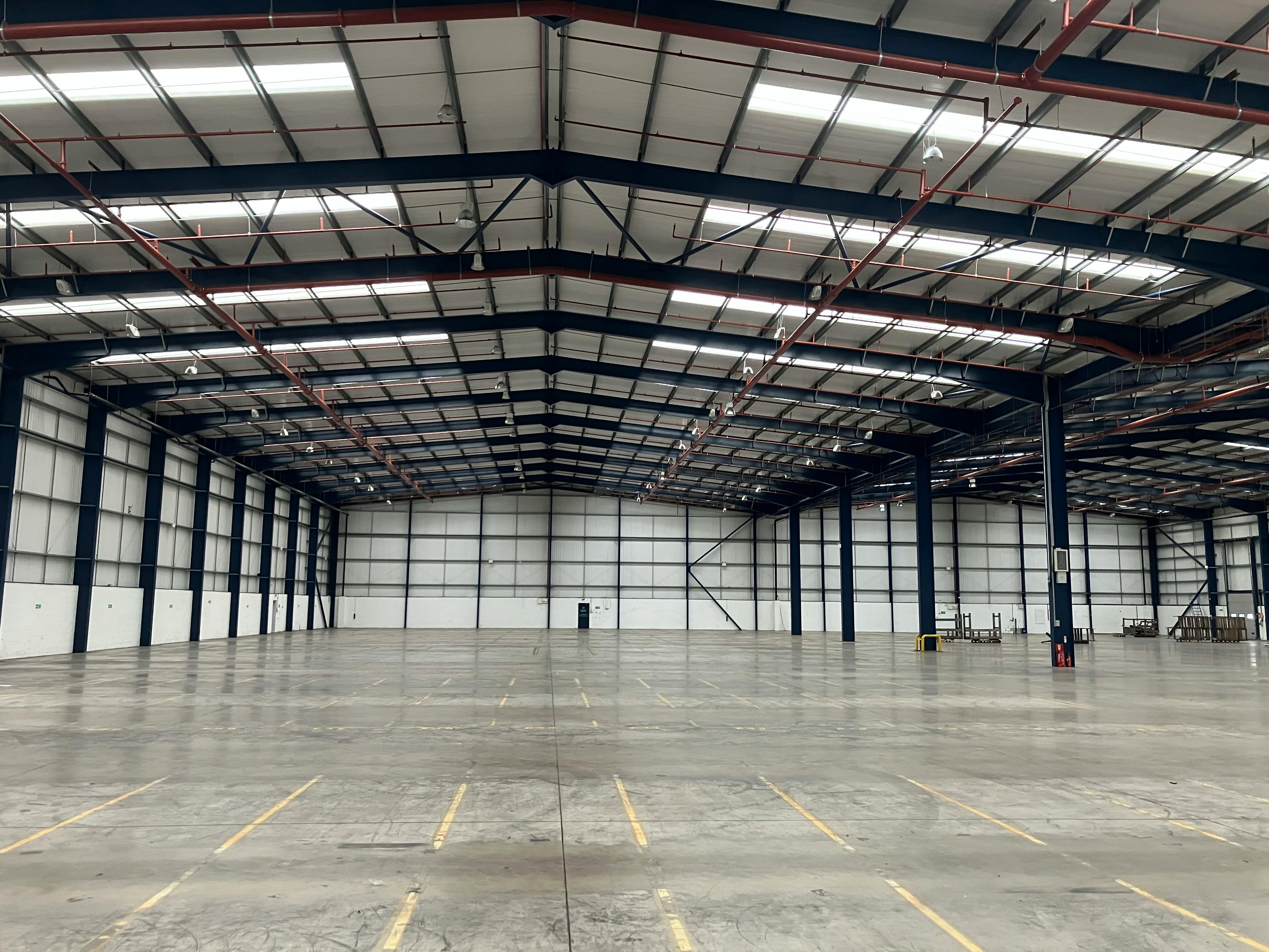 Industrial Unit in Worcester - photo 3