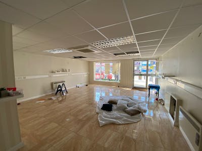 19 Collier Row Road, Romford, Retail To Let - Image 6.jpg