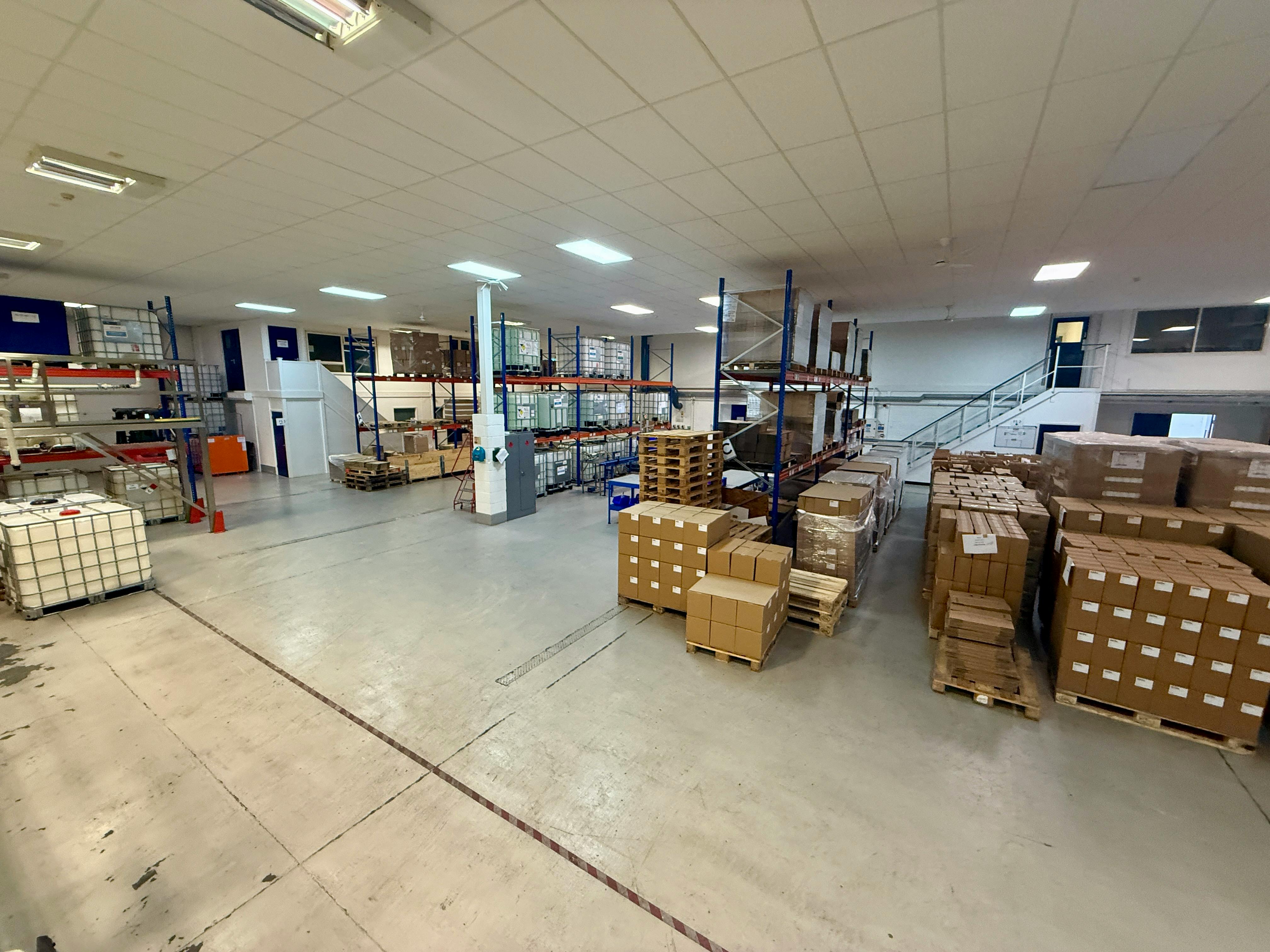 Office in Lymington - photo 2